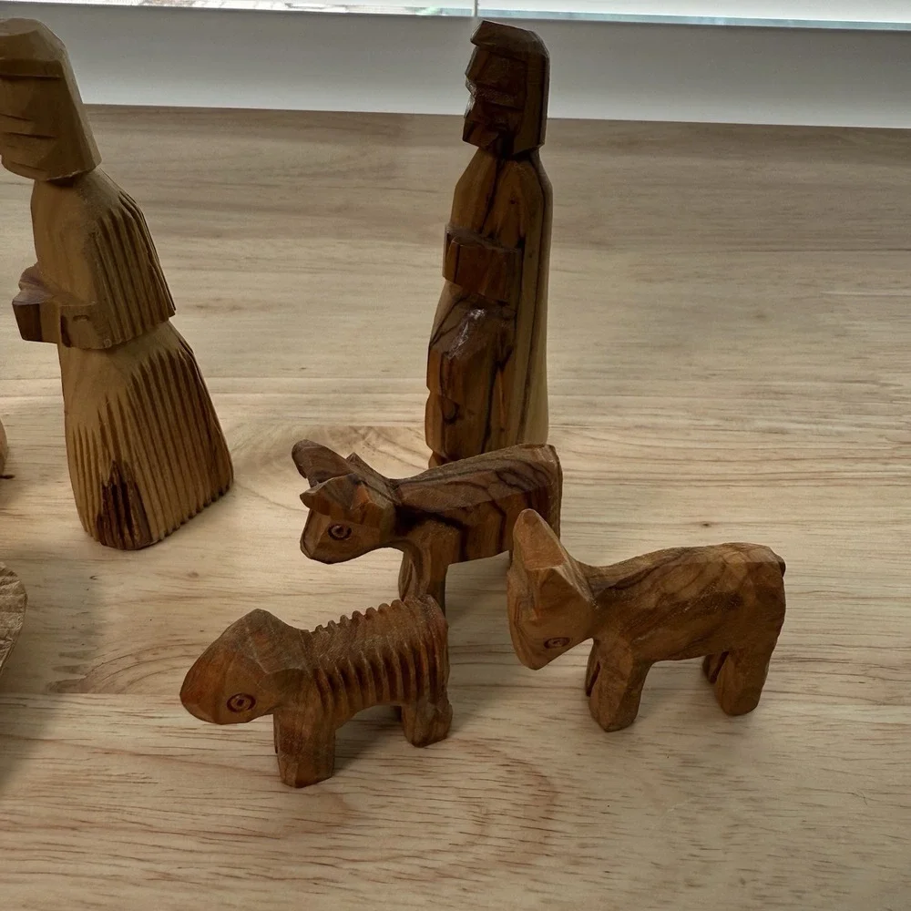 Primitive Folk Art Nativity Set Hand Carved Wood Unique Simple Rustic‎ Christmas